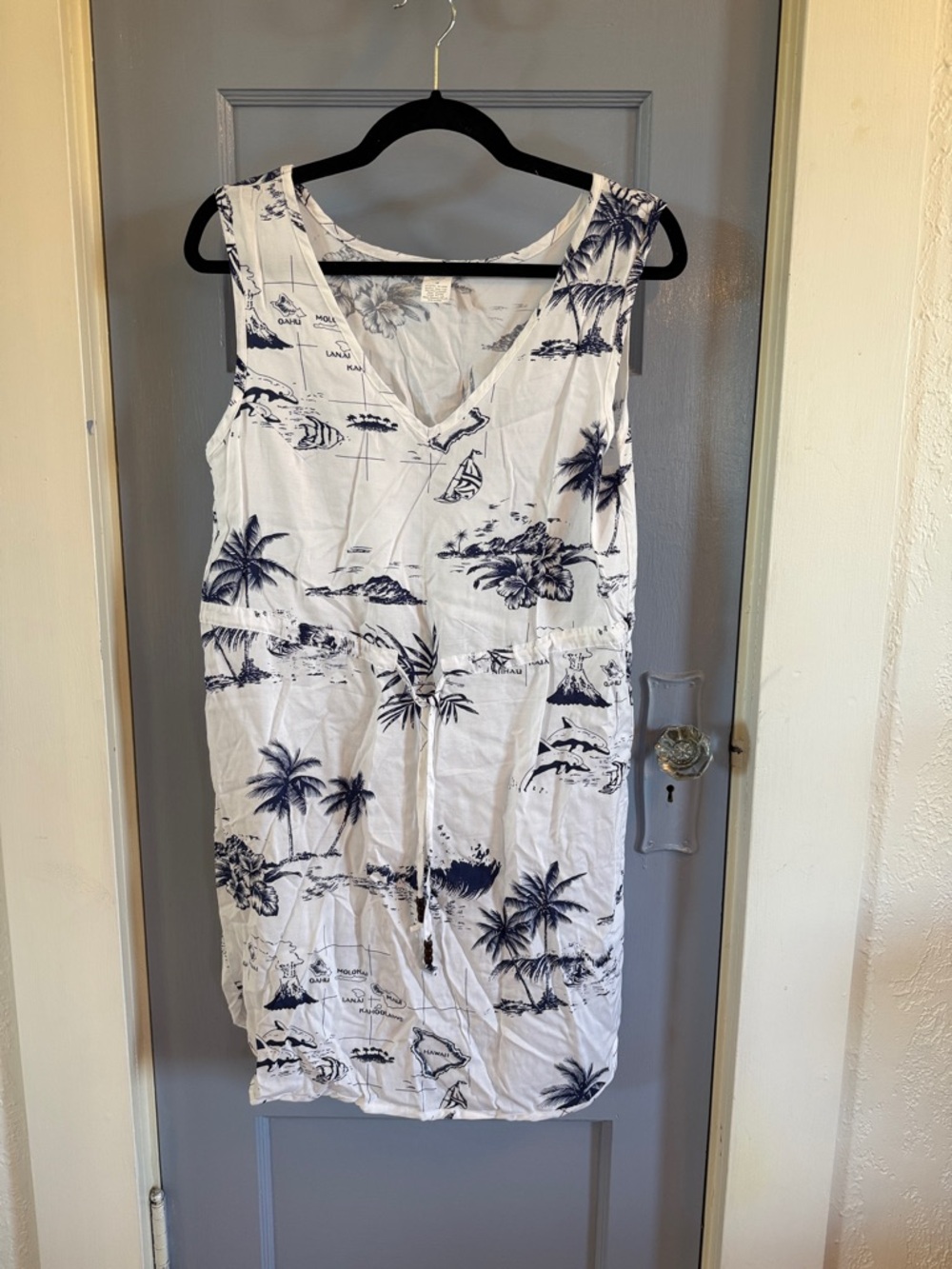 White & Navy Tropical V-Neck Midi Dress with Drawstring Waist